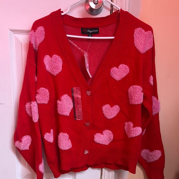 33 Degrees heart sweater size medium - Picture 1 of 4